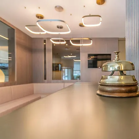 Ξενοδοχείο Madi City Hotel