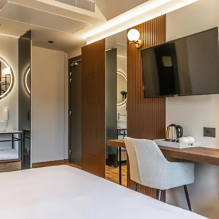 Madi מלון ל'אקווילה