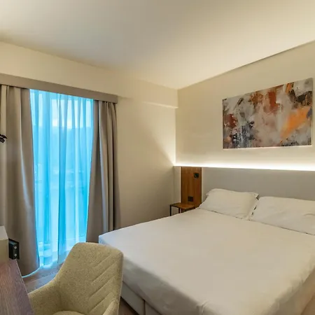 Madi 4* ל'אקווילה