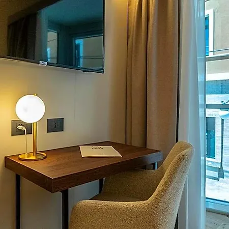 Hotel Madi 4*