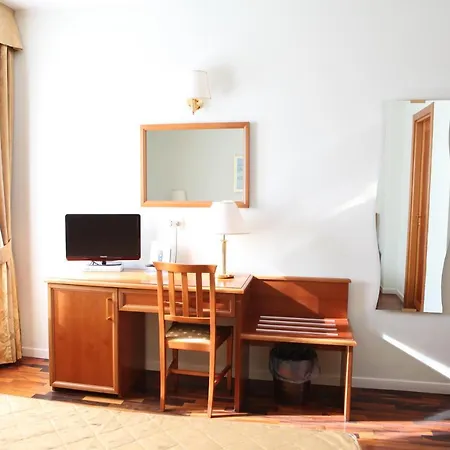 Madi City Hotel Ξενοδοχείο