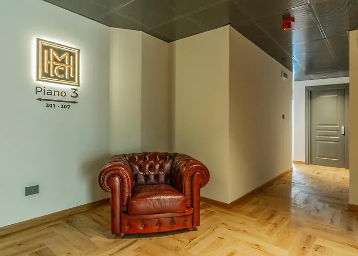 Hotel Madi LʼAquila